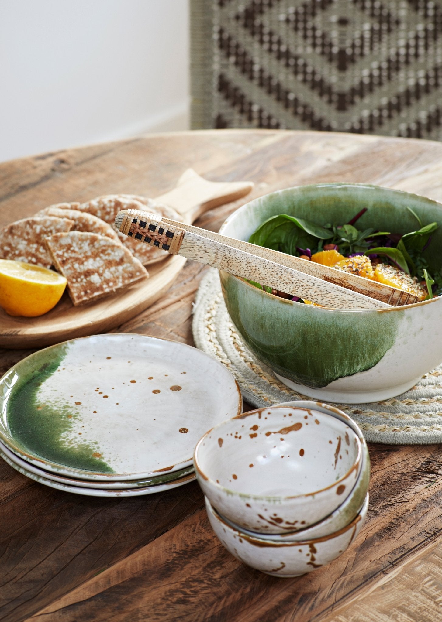 Stoneware Salad Bowl - The Hus Edit